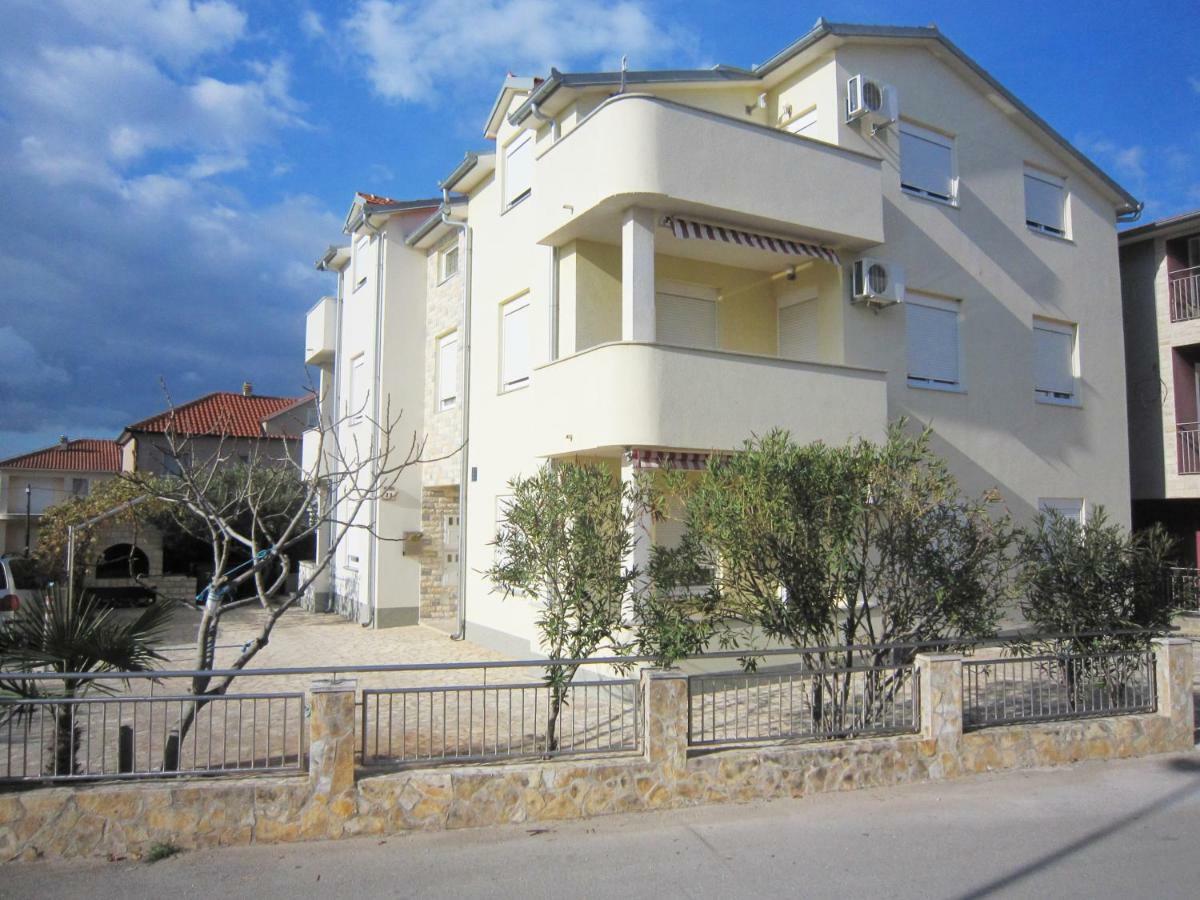 Apartments Milic Vodice Eksteriør bilde